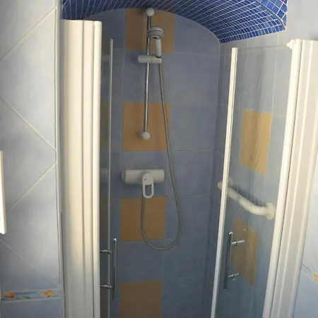 T2 Avec Terrasse Fermée Aperçu Calme Colline Proche Plages Almanarre
